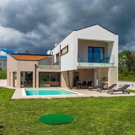 Ferienhaus Ogradina Pula