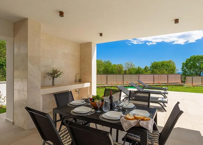 Ogradina Feriehus Pula