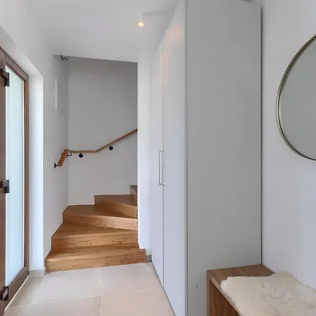 Holiday home Ogradina Pula